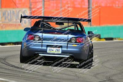 media/Oct-18-2025-Extreme Speed (Sat) [[d6d7e1fef1]]/Group 1 Red/Session 2 (Turn 3)/